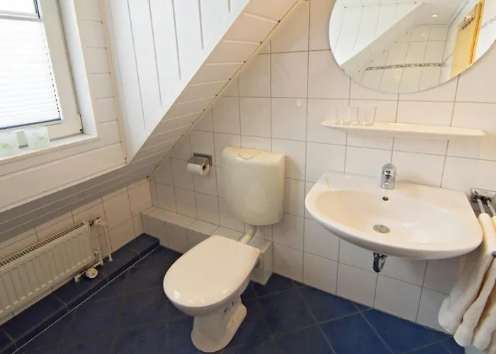 Ferienhaus-waterkant-bis-6-personen-mit-garten Feriehus Norddeich (Norden)